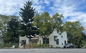 フィールドハウス B&B