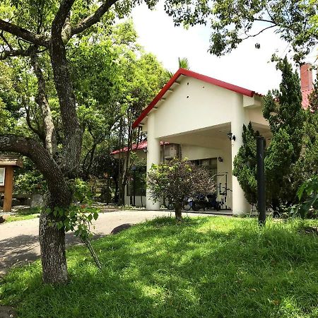 フィールドハウス B&B 玉里鎮 エクステリア 写真